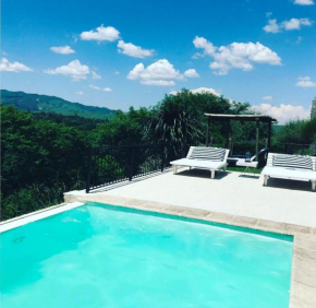 Increible casa con excelentes vistas en barrio cerrado de San Lorenzo